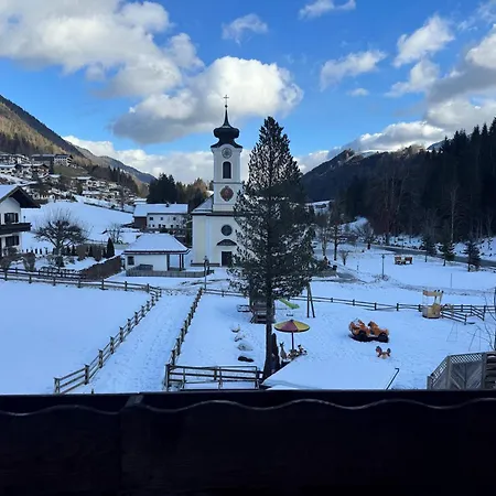 Apartahotel Alpenlodge 4*