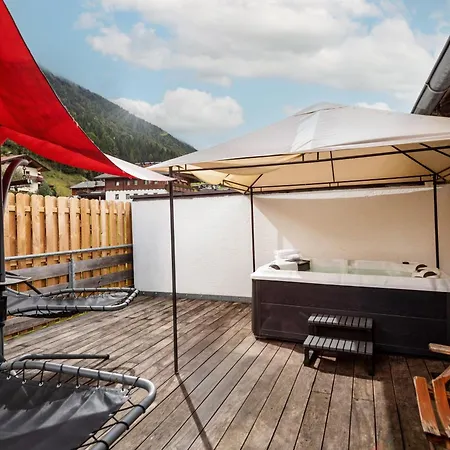 Alpenlodge 5 3* תיירזה